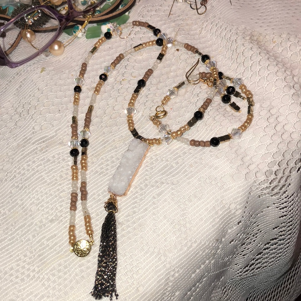 27” druzy tassel necklace set.  Handmade NWOT